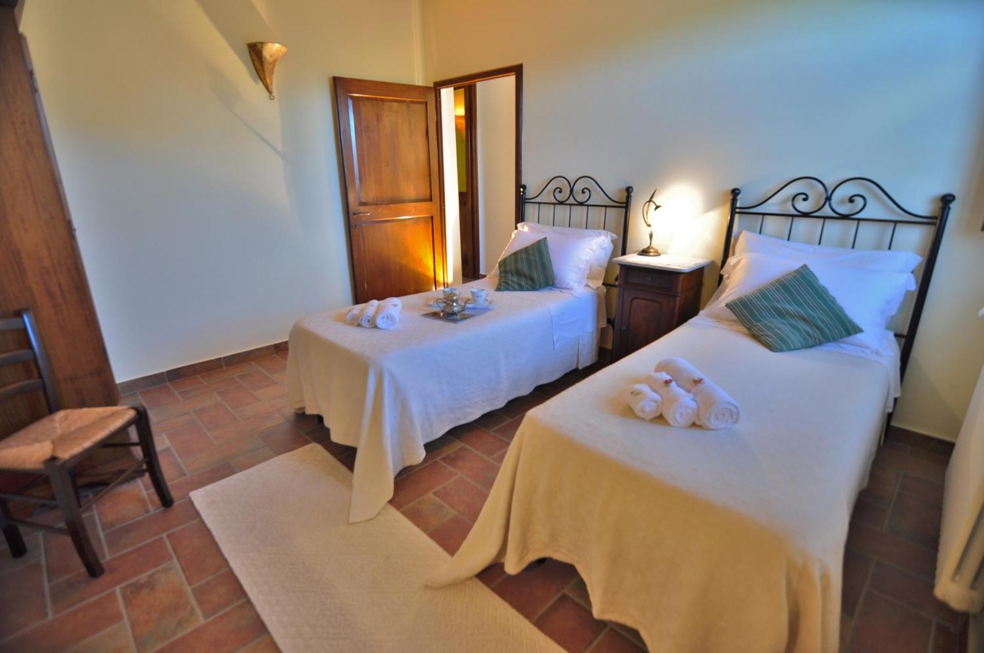 Linearis Holiday House Поджибонси Экстерьер фото